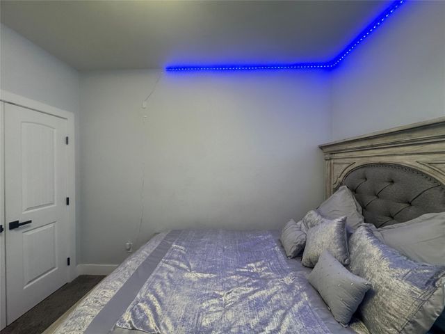317 Lakeview Drive, Alvarado, TX 76009
