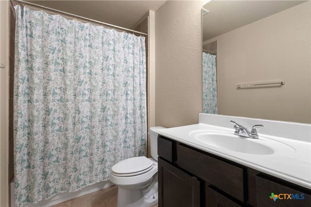 617 Community Drive, New Braunfels, TX 78132