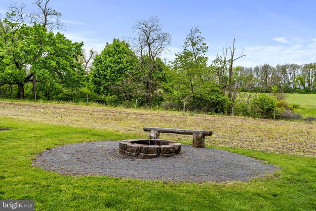 1160 NARVON RD, Narvon, PA 17555