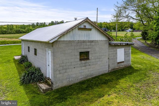 1160 NARVON RD, Narvon, PA 17555