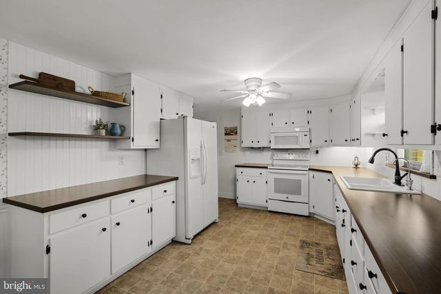 1160 NARVON RD, Narvon, PA 17555