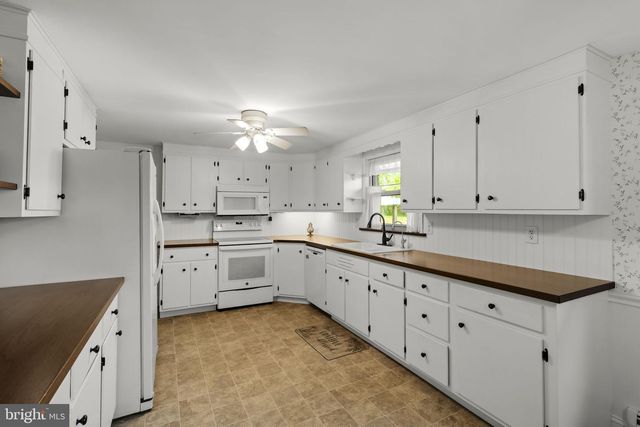 1160 NARVON RD, Narvon, PA 17555