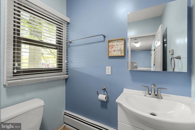 1160 NARVON RD, Narvon, PA 17555