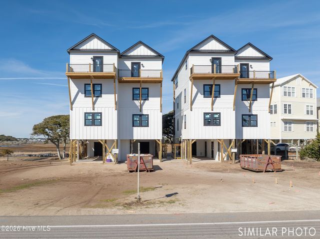 717 N New River Drive A, Holly Ridge, NC 28445