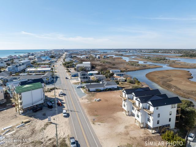 717 N New River Drive A, Holly Ridge, NC 28445