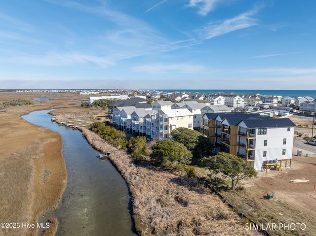 717 N New River Drive A, Holly Ridge, NC 28445