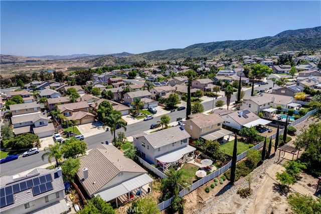 27295 Buffalo Trail, Corona, CA 92883