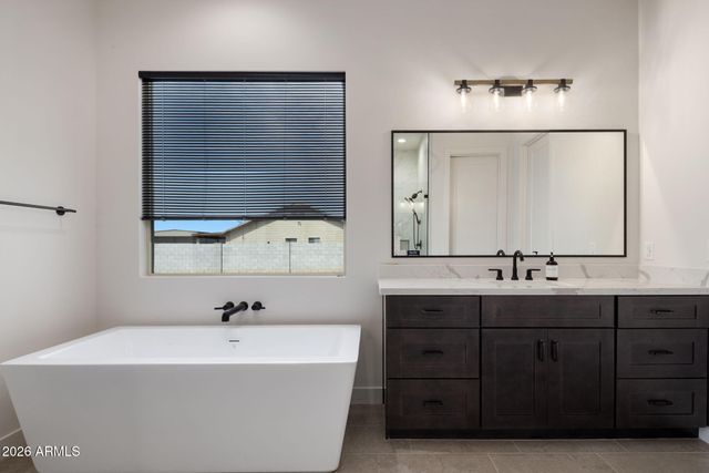 1101 E Dolores Road, Phoenix, AZ 85086