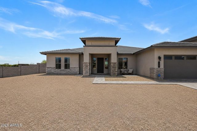 1101 E Dolores Road, Phoenix, AZ 85086