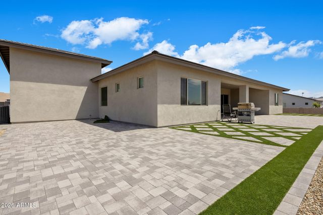 1101 E Dolores Road, Phoenix, AZ 85086