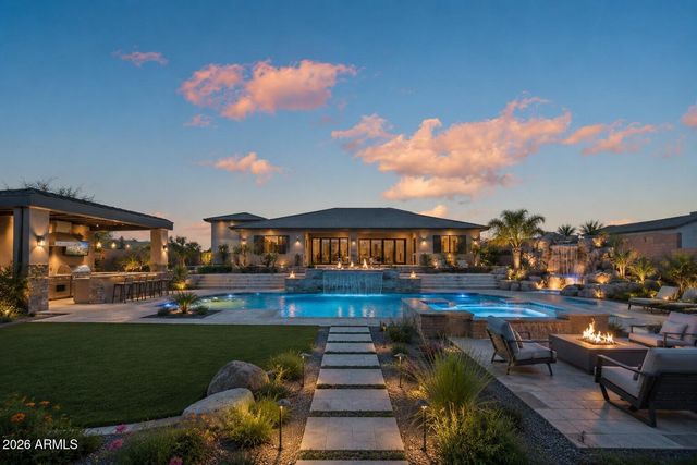 1101 E Dolores Road, Phoenix, AZ 85086