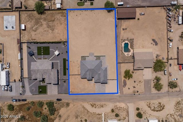 1101 E Dolores Road, Phoenix, AZ 85086