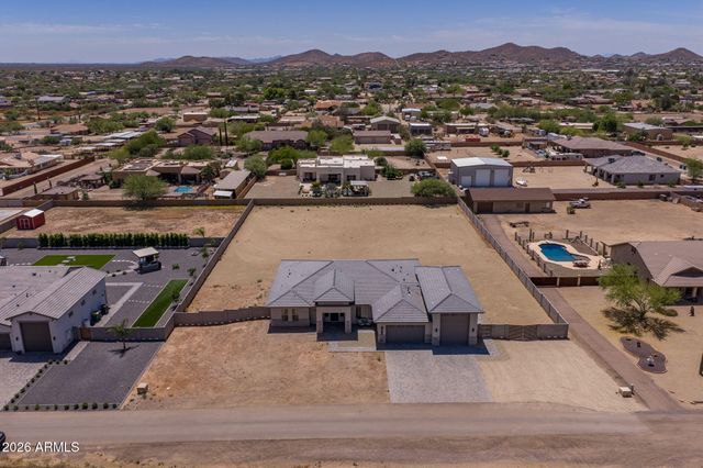 1101 E Dolores Road, Phoenix, AZ 85086