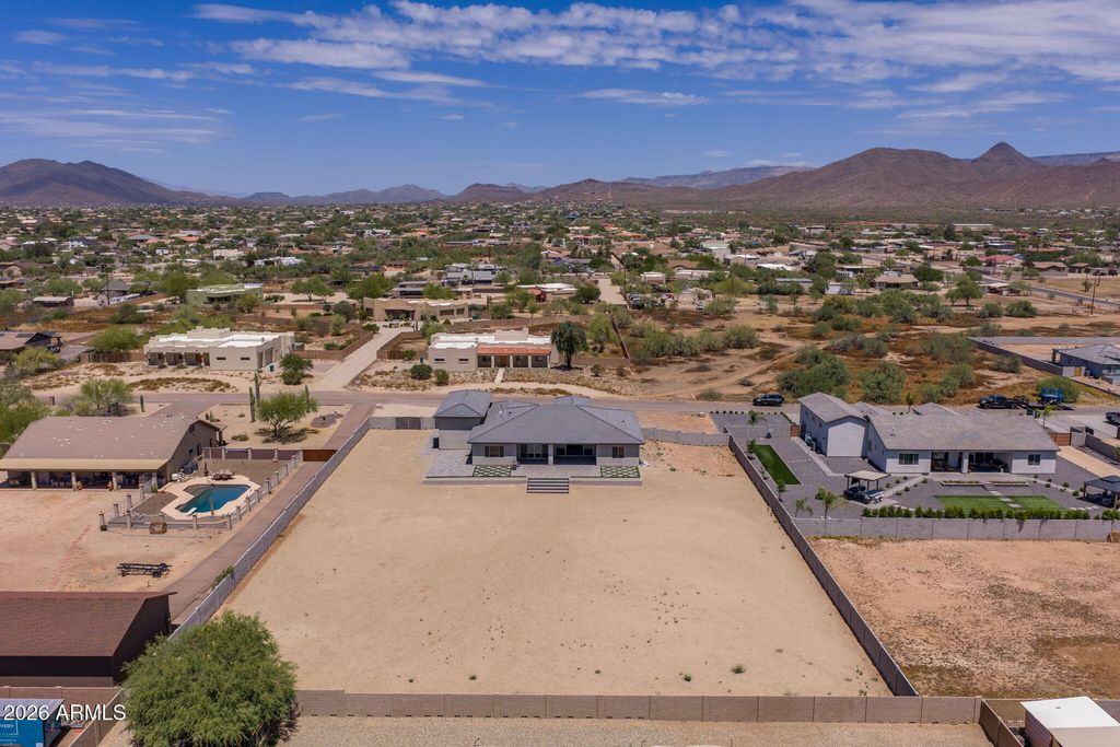 Image 51 of property listing at 1101 E Dolores Road, Phoenix, AZ 85086