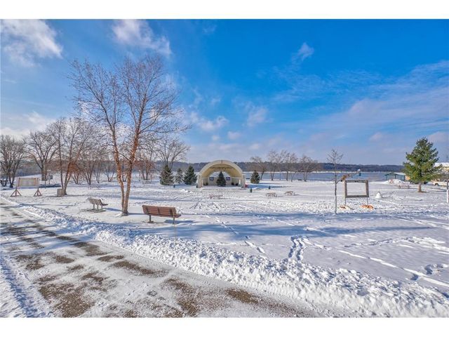 617 6th Street, Hudson, WI 54016