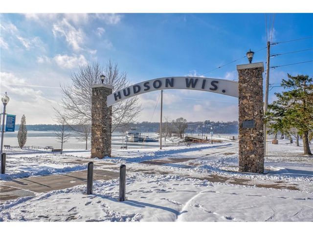 617 6th Street, Hudson, WI 54016