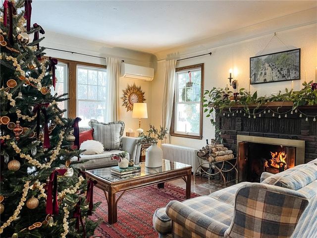 617 6th Street, Hudson, WI 54016