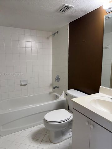 1271 SE 28th Ct 105, Homestead, FL 33035