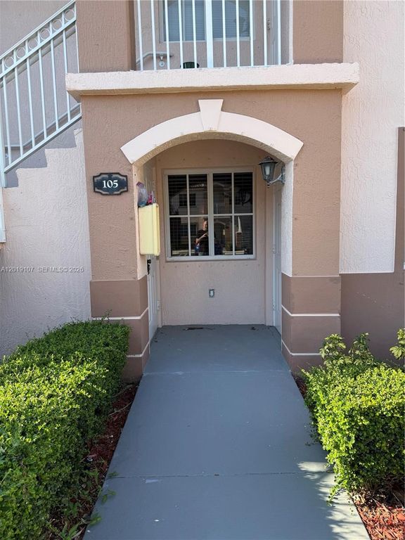 1271 SE 28th Ct 105, Homestead, FL 33035