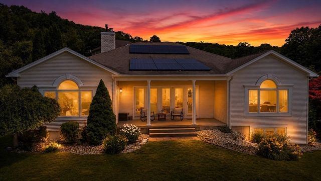27 Spring Hill Rd, Belchertown, MA 01007