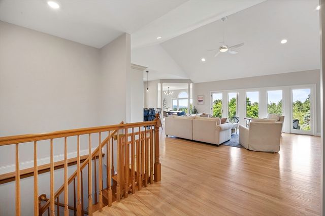27 Spring Hill Rd, Belchertown, MA 01007