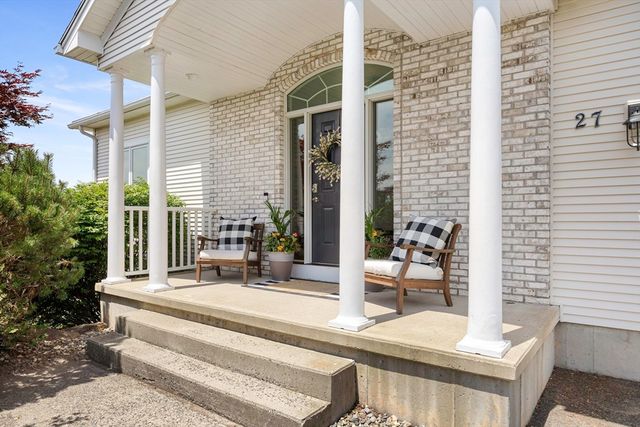 27 Spring Hill Rd, Belchertown, MA 01007