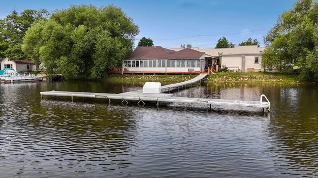 6492 Paradise Trail, Carp Lake, MI 49718
