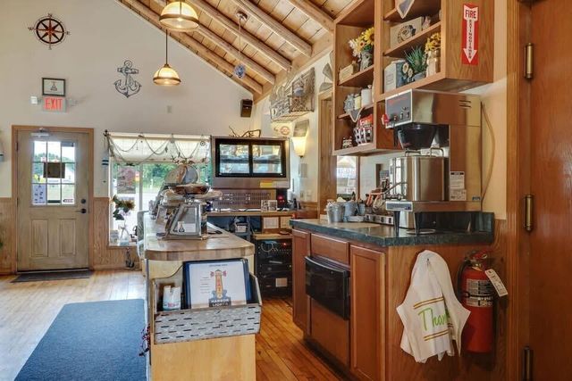6492 Paradise Trail, Carp Lake, MI 49718