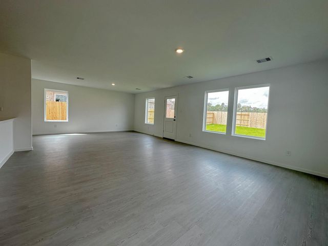 6242 Alder Creek Drive, Montgomery, TX 77316