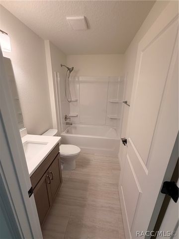 2440 W Wilmington Loop, Dunnellon, FL 34434