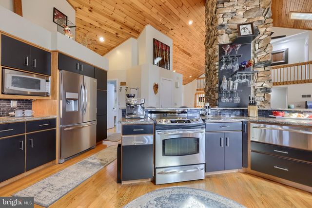 315 WINDING HILL DR, Lancaster, PA 17601