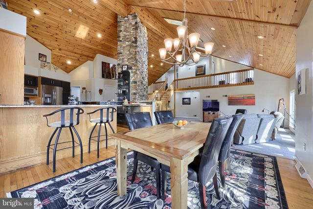 315 WINDING HILL DR, Lancaster, PA 17601