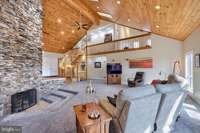 315 WINDING HILL DR, Lancaster, PA 17601
