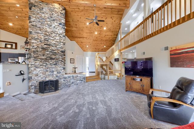315 WINDING HILL DR, Lancaster, PA 17601
