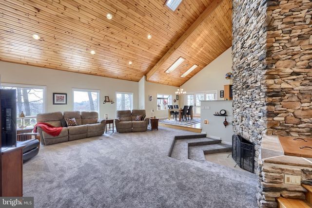315 WINDING HILL DR, Lancaster, PA 17601