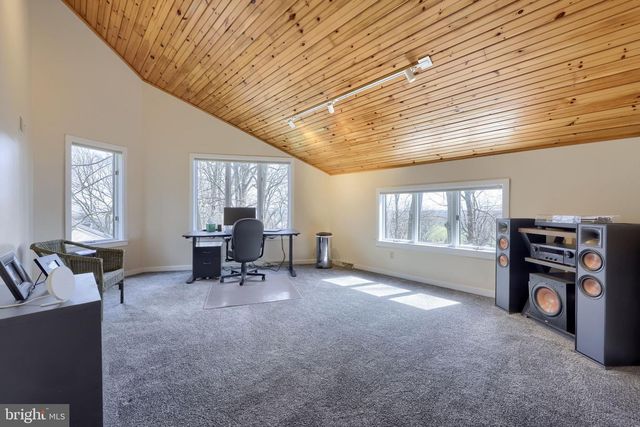 315 WINDING HILL DR, Lancaster, PA 17601