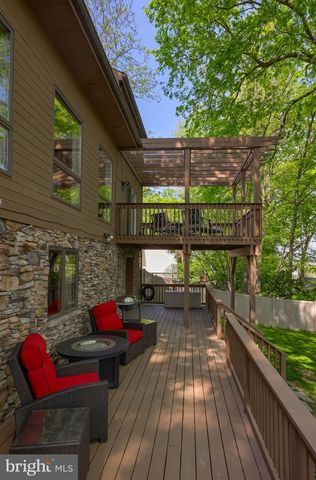315 WINDING HILL DR, Lancaster, PA 17601