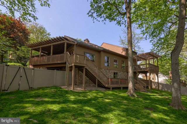 315 WINDING HILL DR, Lancaster, PA 17601