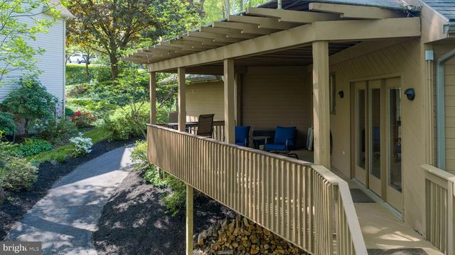 315 WINDING HILL DR, Lancaster, PA 17601