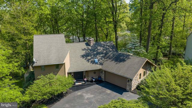 315 WINDING HILL DR, Lancaster, PA 17601
