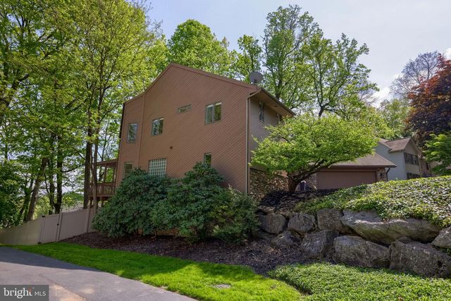 315 WINDING HILL DR, Lancaster, PA 17601