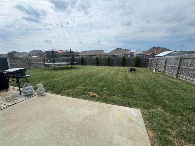 5340 Bloomsbury Court, Newburgh, IN 47630