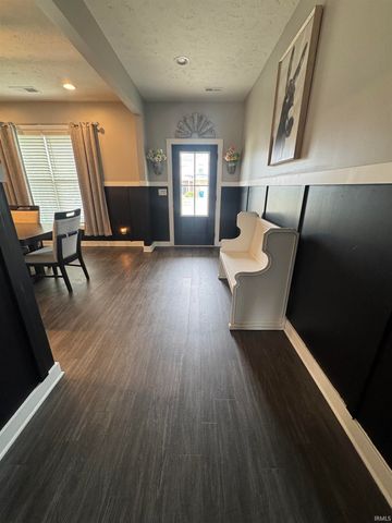 5340 Bloomsbury Court, Newburgh, IN 47630