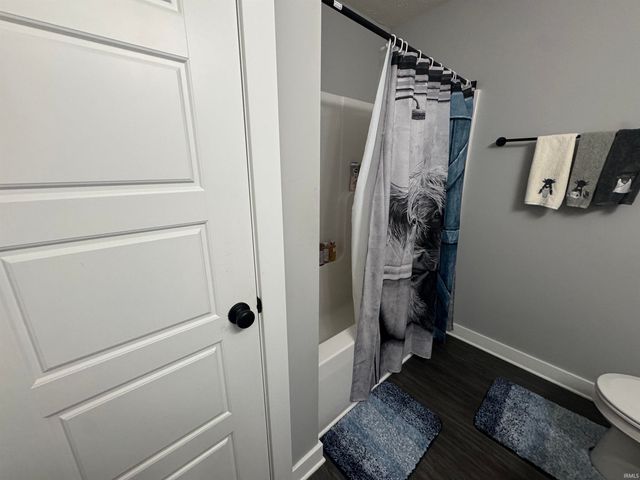 5340 Bloomsbury Court, Newburgh, IN 47630