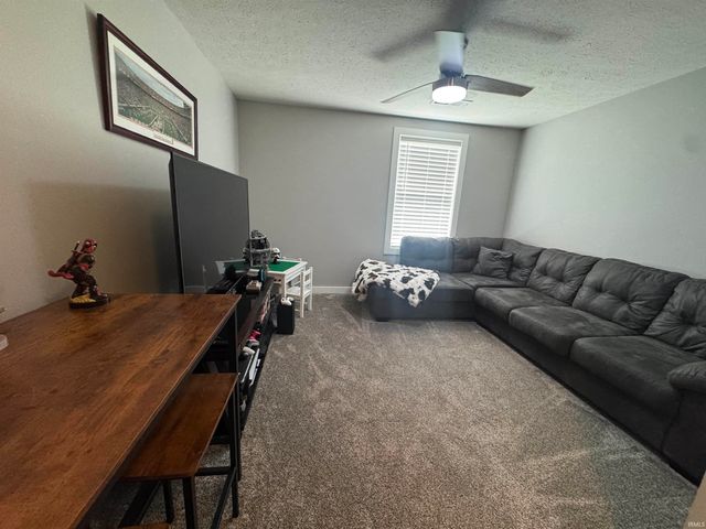 5340 Bloomsbury Court, Newburgh, IN 47630
