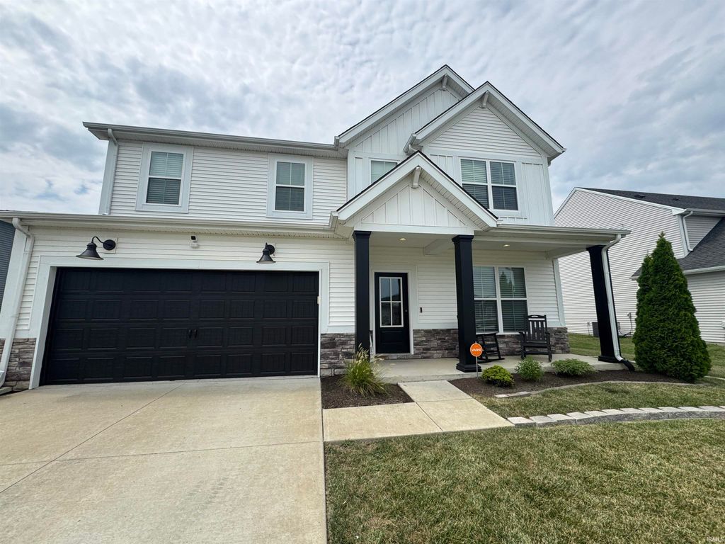 5340 Bloomsbury Court, Newburgh, IN 47630