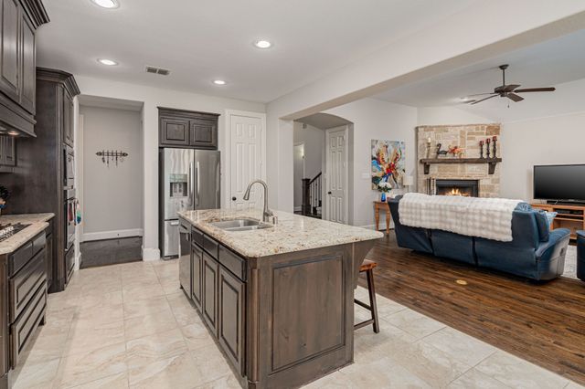 6600 Orchard Park Drive, Mckinney, TX 75071