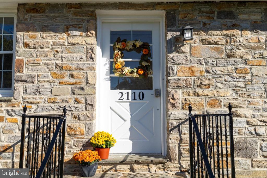 2110 EDMONDSON AVE, Catonsville, MD 21228