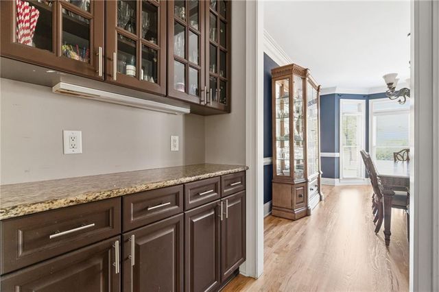 1607 Oak Grove Road, Decatur, GA 30033