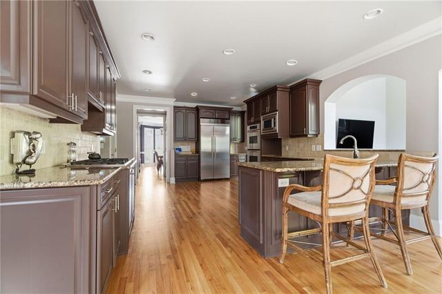 1607 Oak Grove Road, Decatur, GA 30033